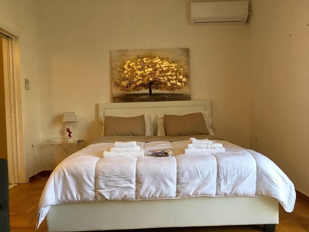Top Sightseeing 3Rd Floor Studio On A Paved Road! Athen Exterior foto