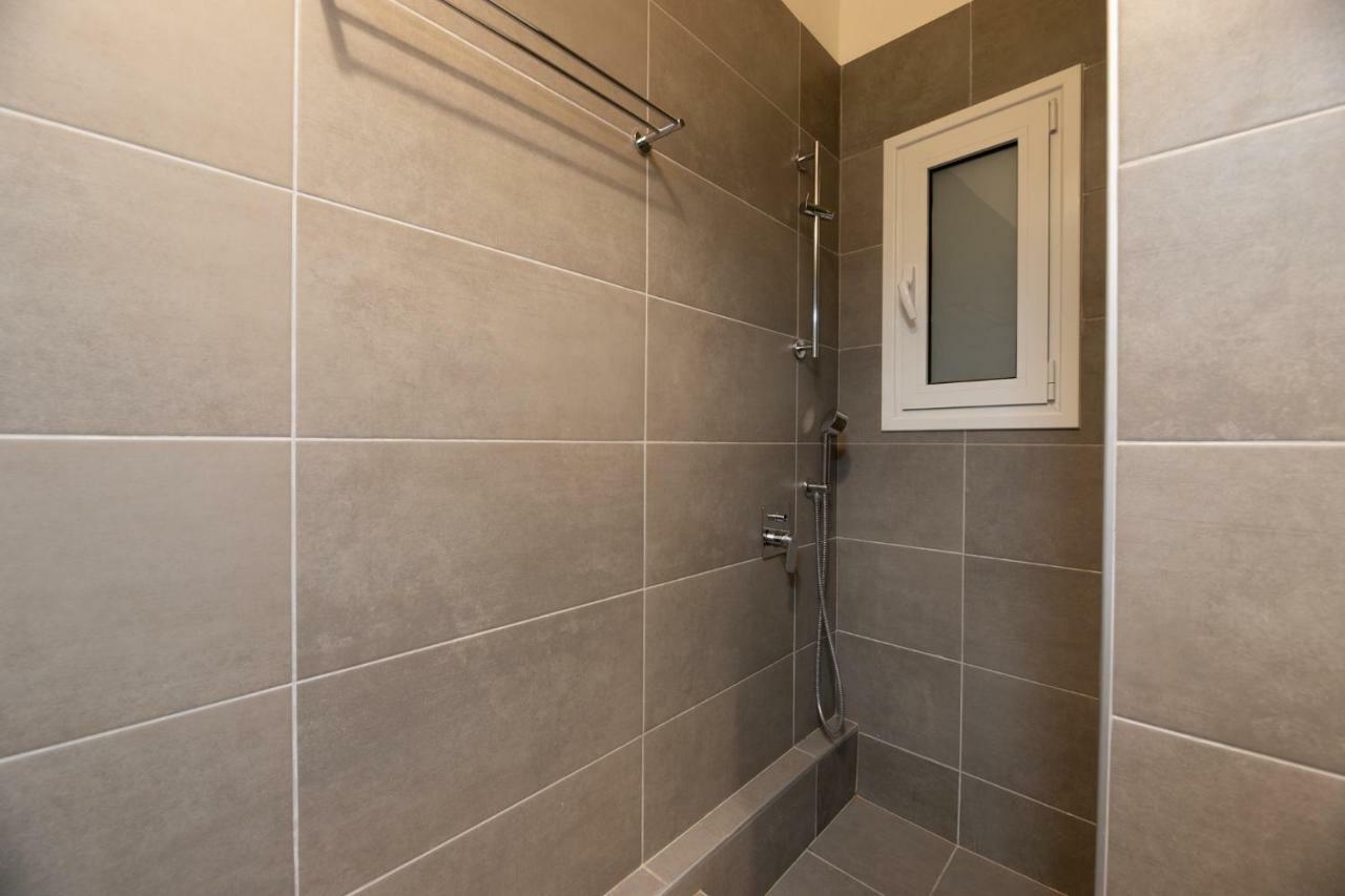 Top Sightseeing 3Rd Floor Studio On A Paved Road! Athen Exterior foto